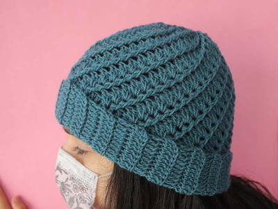 Beautiful Spiral Crocheted Hat 1 Hour Project